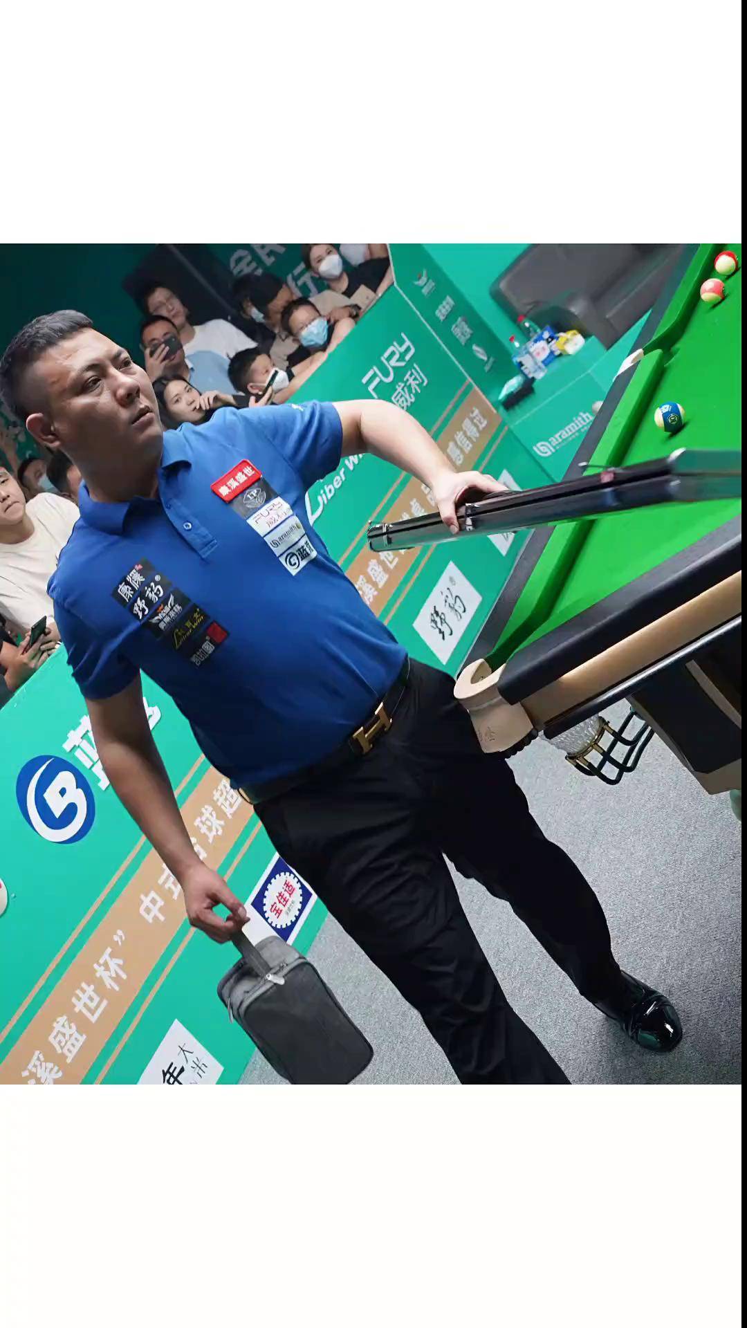 迷的面捧起 迷的面捧起