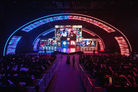 本和更强的 本和更强的