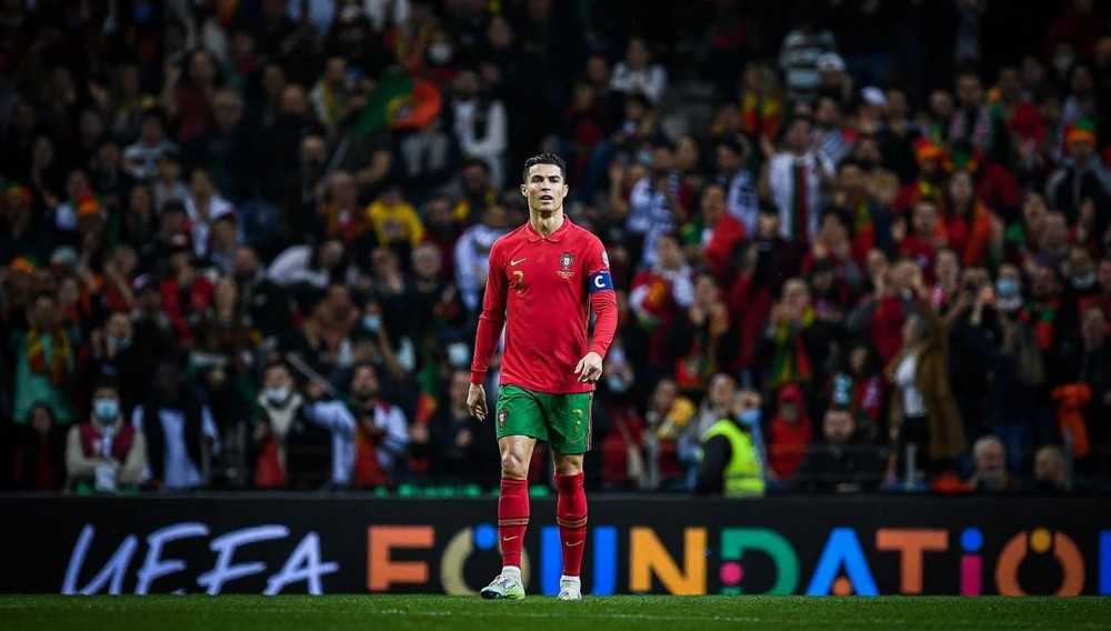 的共同注视 的共同注视